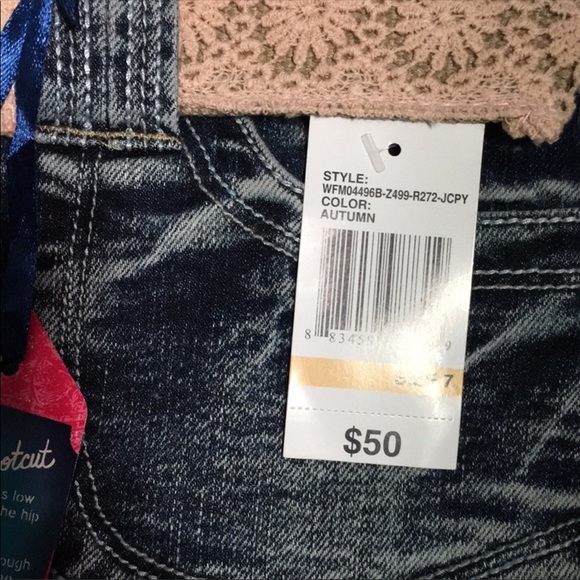 Wallflower Juniors boot cut jeans - Picture 7 of 9